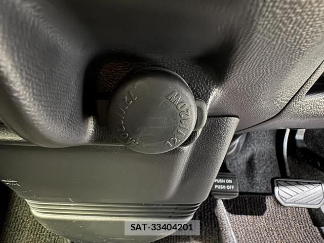 Nissan ROOX 2013-01 8850554-27