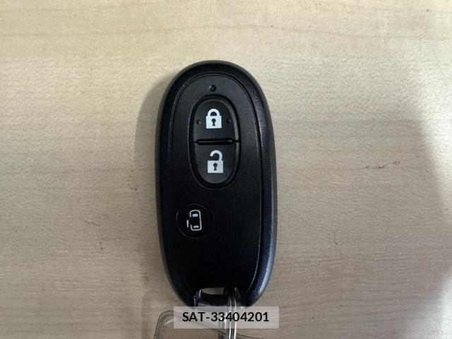 Nissan ROOX 2013-01 8850554-29