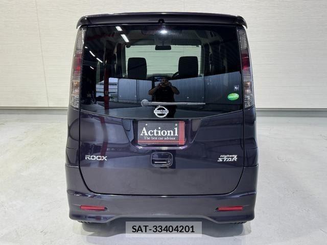 Nissan ROOX 2013-01 8850554-4