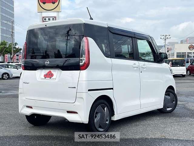 Nissan ROOX 2023-08 8850545-2