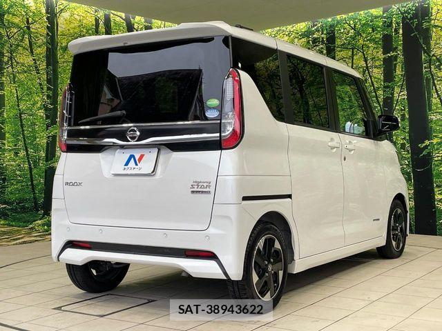 Nissan ROOX 2020-07 8849198-16