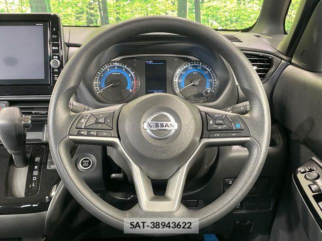 Nissan ROOX 2020-07 8849198-7