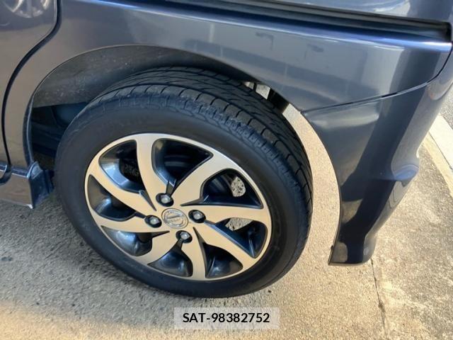 Nissan ROOX 2012-11 8850555-7