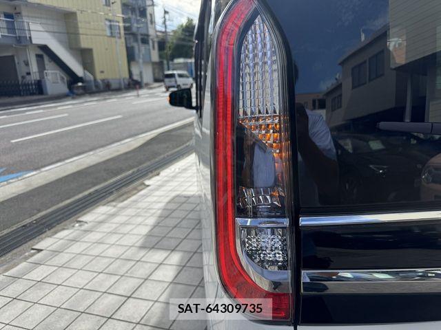 Nissan ROOX 2021-10 8849817-11