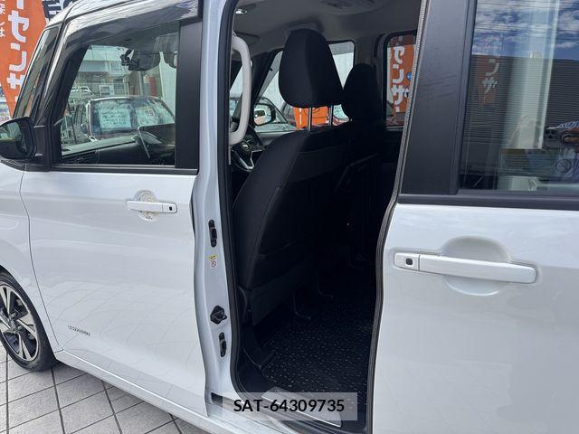 Nissan ROOX 2021-10 8849817-21
