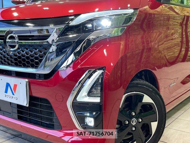 Nissan ROOX 2021-09 8849185-11