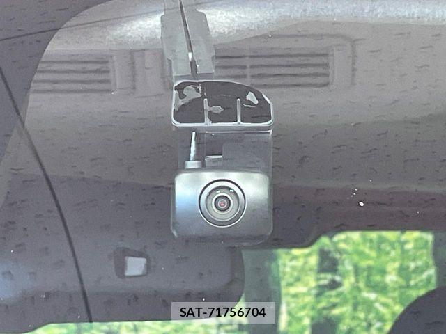Nissan ROOX 2021-09 8849185-6