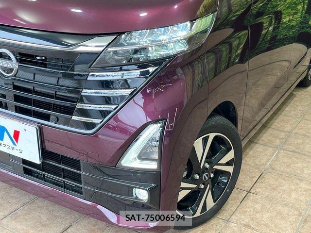 Nissan ROOX 2023-08 8850544-11
