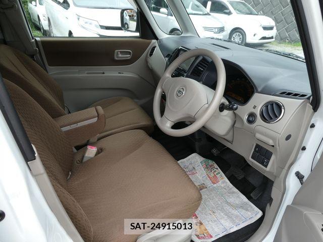 Nissan ROOX 2011-09 8850557-1