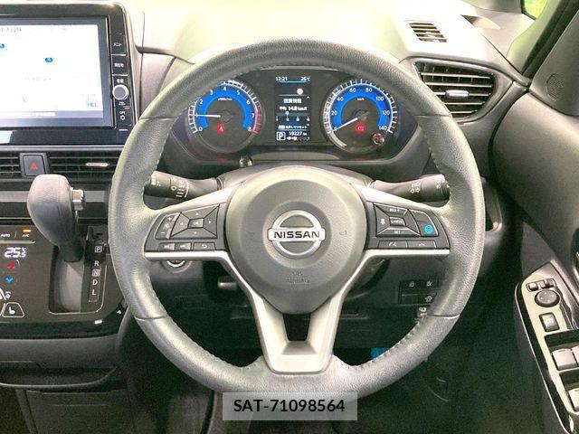 Nissan ROOX 2022-05 8849012-10
