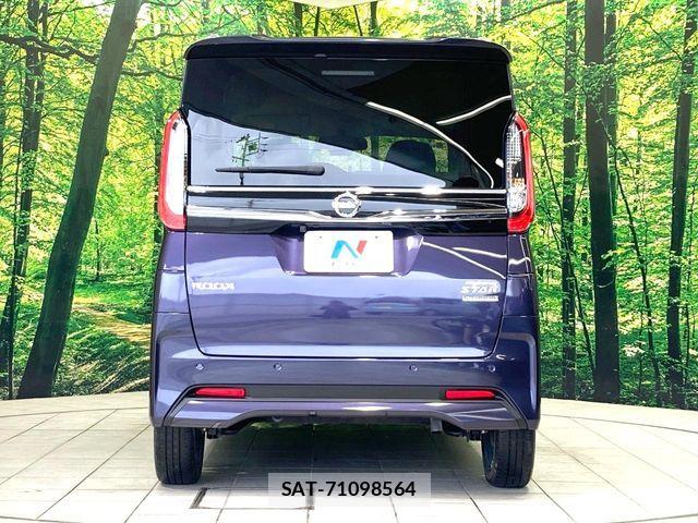 Nissan ROOX 2022-05 8849012-14