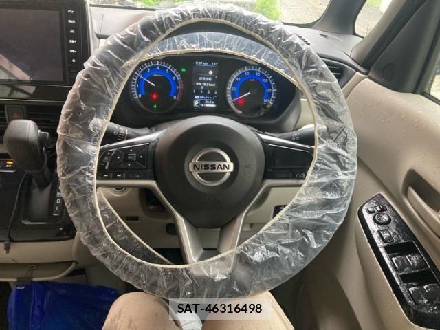 Nissan ROOX 2022-10 8871994-17