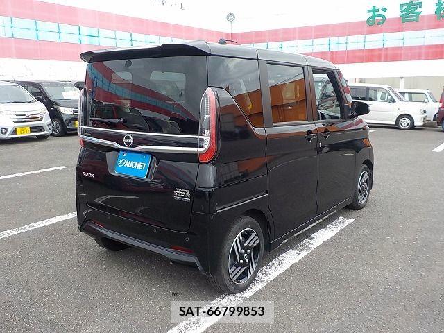 Nissan ROOX 2023-12 8881939-5