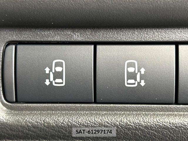 Nissan ROOX 2026-08 8881917-5