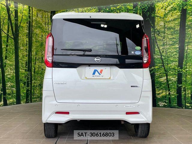 Nissan ROOX 2020-07 8881940-14