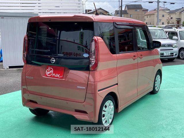 Nissan ROOX 2020-09 8881935-12