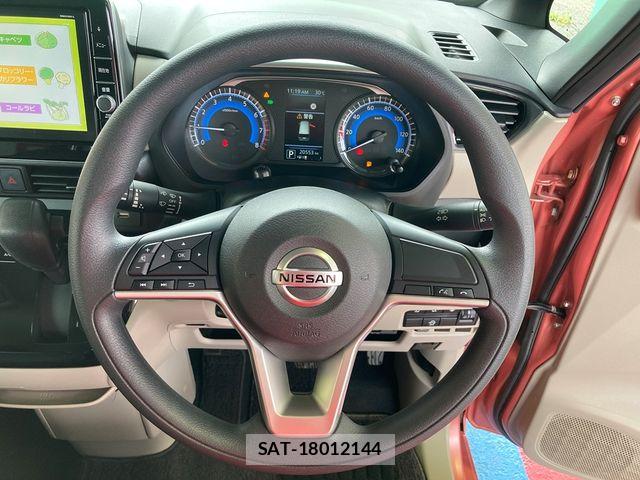 Nissan ROOX 2020-09 8881935-23