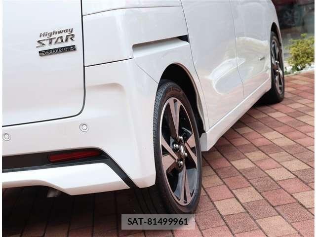 Nissan ROOX 2021-03 8881923-24