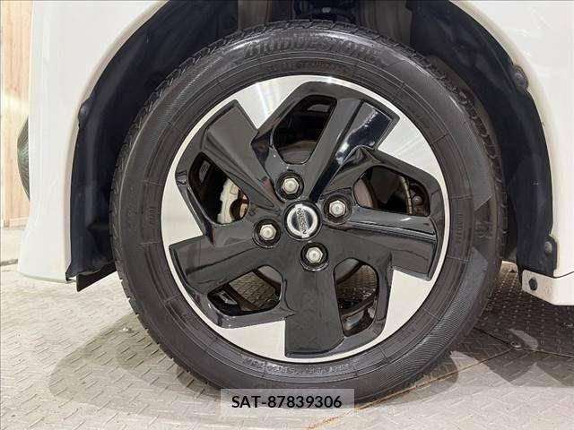 Nissan ROOX 2020-09 8881941-13