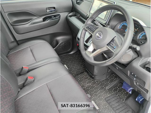 Nissan ROOX 2023-11 8881922-3