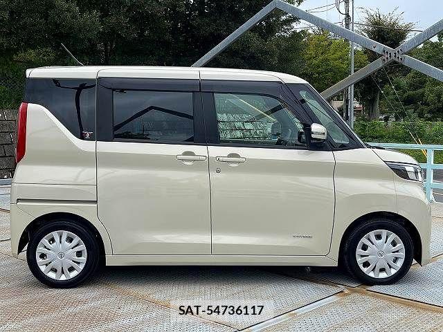 Nissan ROOX 2022-12 8881942-3