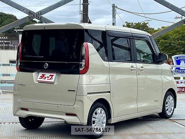 Nissan ROOX 2022-12 8881942-4