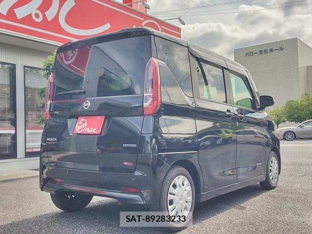 Nissan ROOX 2022-10 8881944-5