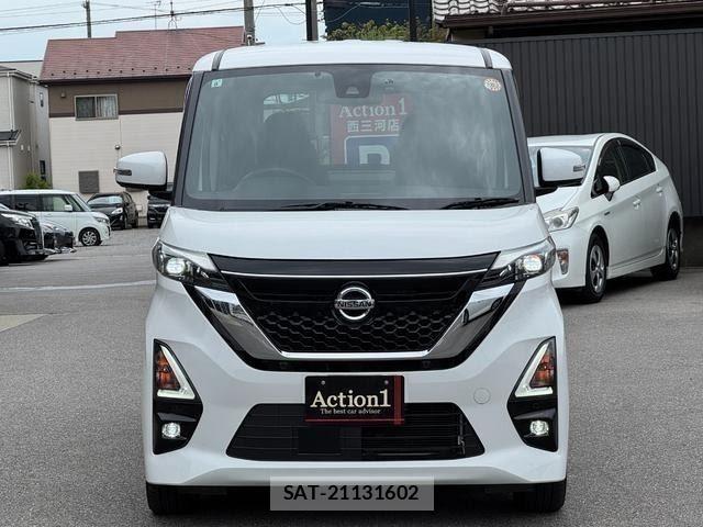 Nissan ROOX 2021-08 8881925-2