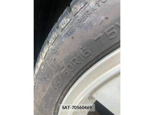 Nissan ROOX 2010-04 8881951-8