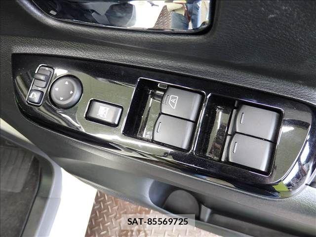 Nissan ROOX 2024-06 8881933-19