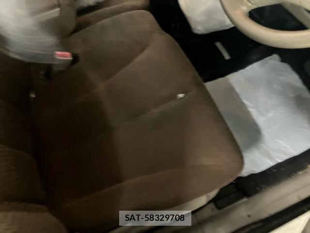 Nissan ROOX 2010-08 8881952-13