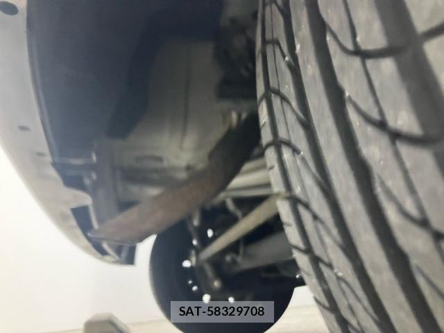 Nissan ROOX 2010-08 8881952-22