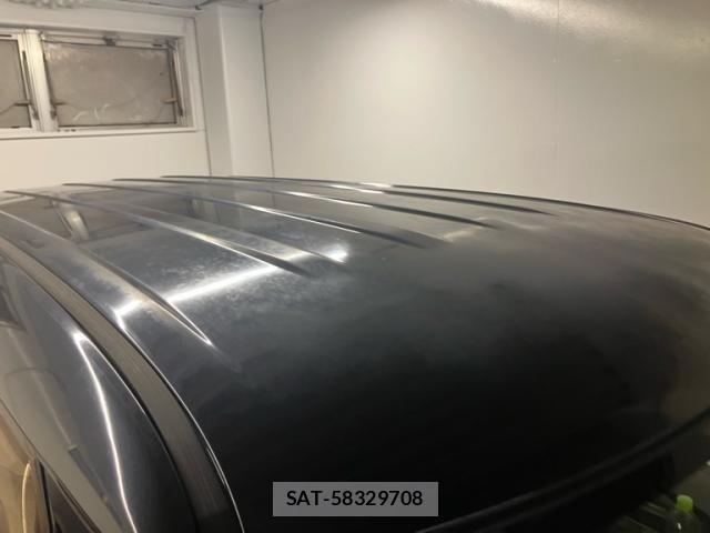 Nissan ROOX 2010-08 8881952-3