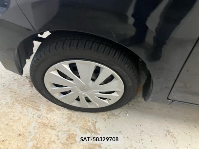 Nissan ROOX 2010-08 8881952-6