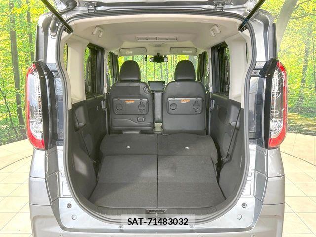 Nissan ROOX 2022-03 8881929-9