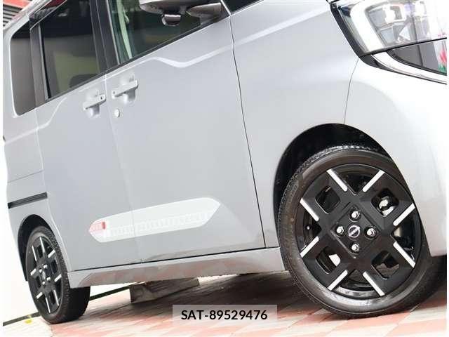 Nissan ROOX 2026-06 8881918-22