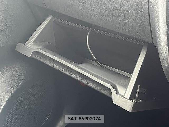Nissan ROOX 2023-08 8881930-16