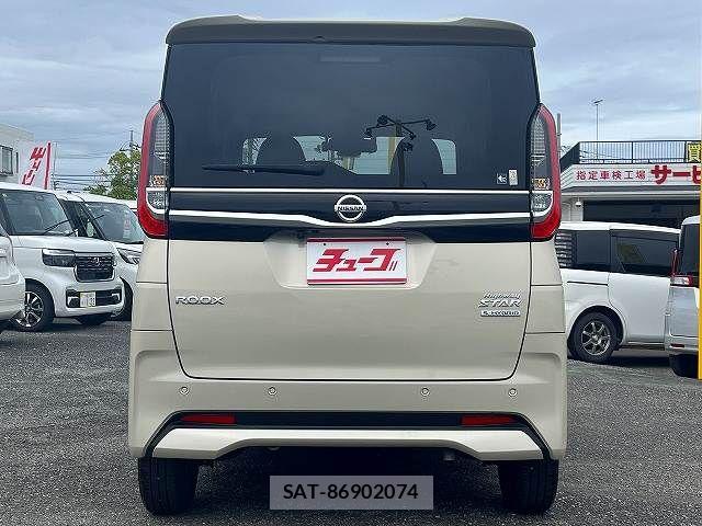 Nissan ROOX 2023-08 8881930-5