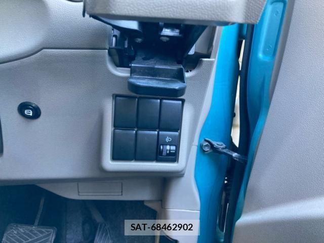 Nissan ROOX 2010-12 8884294-16