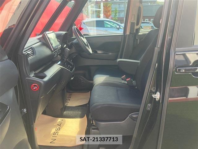 Nissan ROOX 2022-03 8884289-13