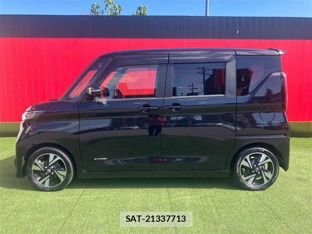 Nissan ROOX 2022-03 8884289-3