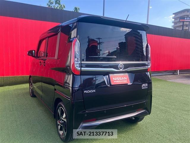 Nissan ROOX 2022-03 8884289-7