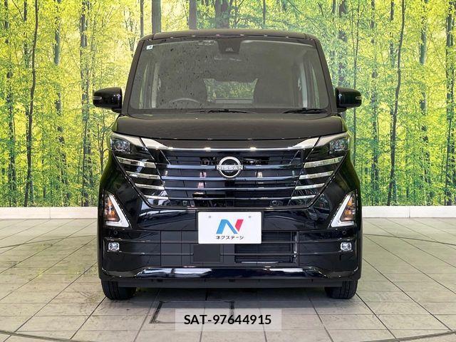 Nissan ROOX 2025-08 8884275-13