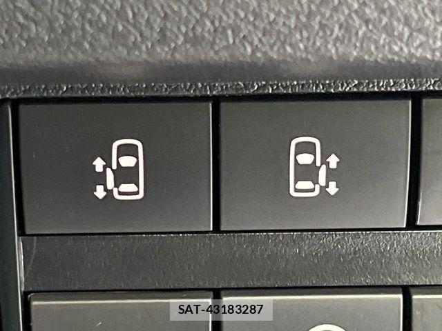Nissan ROOX 2022-03 8884277-7
