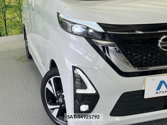 Nissan ROOX 2020-05 8884281-12