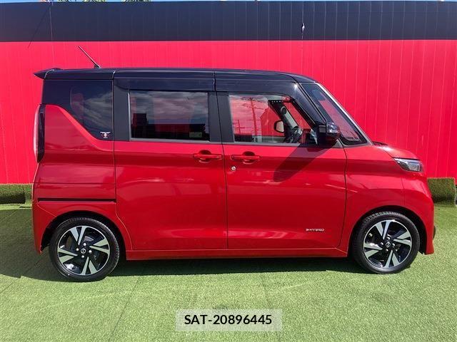 Nissan ROOX 2021-11 8884287-3