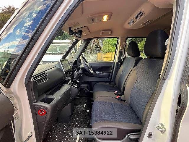 Nissan ROOX 2022-06 8884286-9