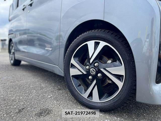 Nissan ROOX 2021-08 8884283-9