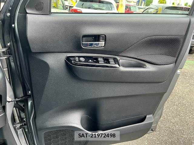 Nissan ROOX 2021-08 8884283-12
