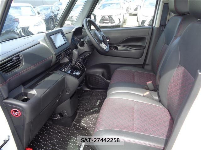 Nissan ROOX 2023-11 1018381-10